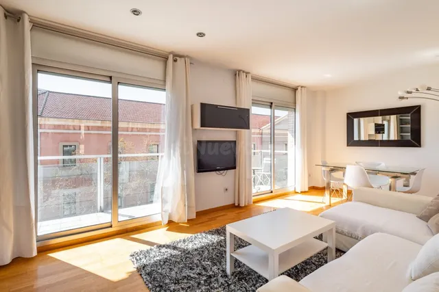 Piso 3 habitaciones 90m² en alquiler - Diagonal Mar i el Fro - foto 2