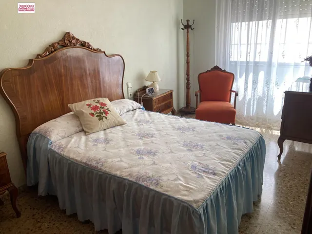 VENTA DE EDIFICIO FAMILIAR EN BENIFAIO (VALENCIA) — 16