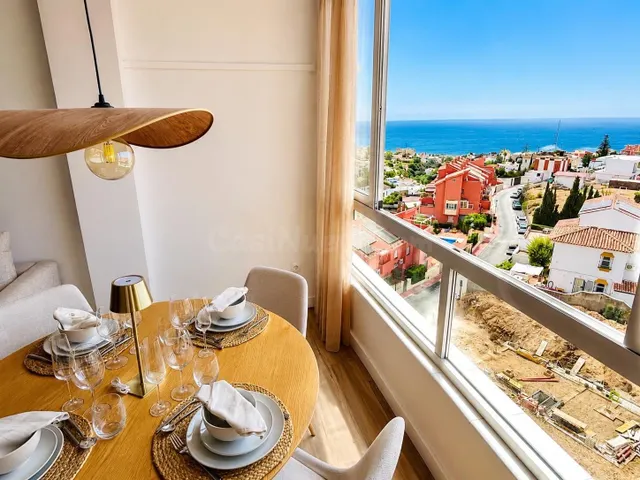 Exclusivo Apartamento Reformado con vistas al mar en Torrebl - foto 2