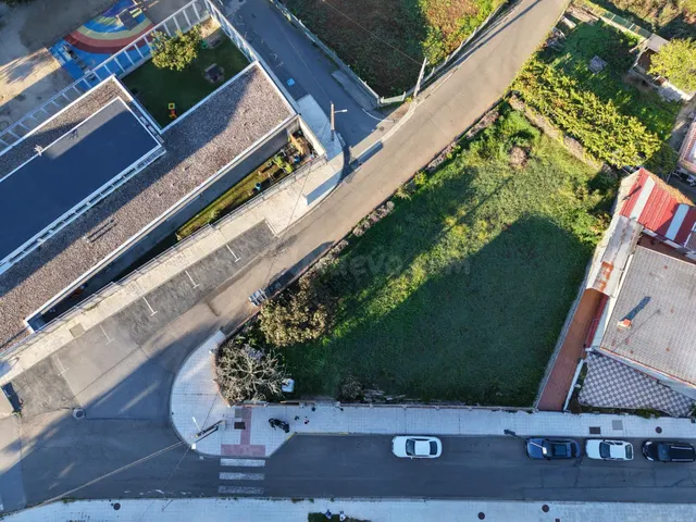 Solar urbano de 825 m2 en Seixo, cerca de las playas de Loira y Aguete — 2