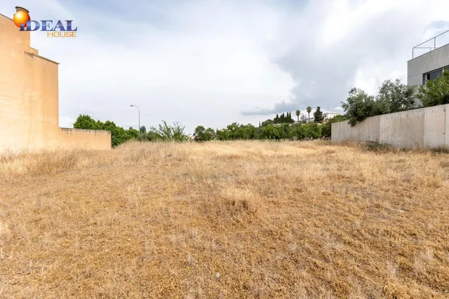 Parcela  urbanizable — 2