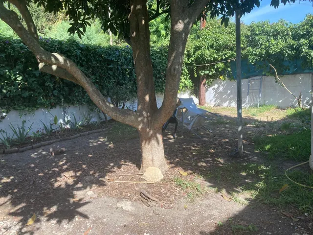 PARCELA CON TRES APARTAMENTOS — 30