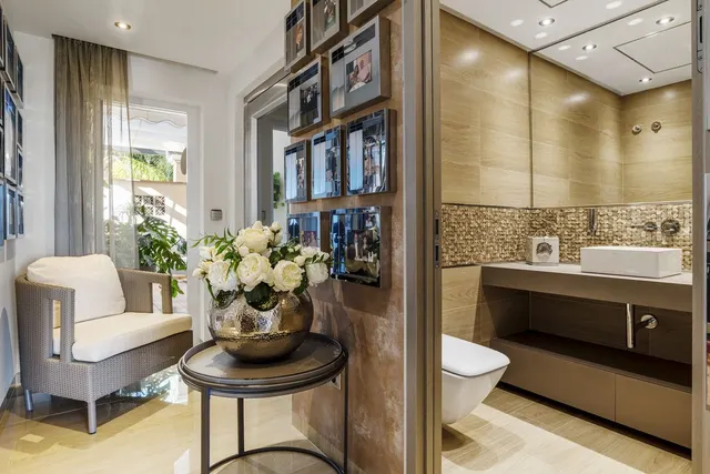 Ático 4 habitaciones 350m² en venta - Urb. Marbesa — 48