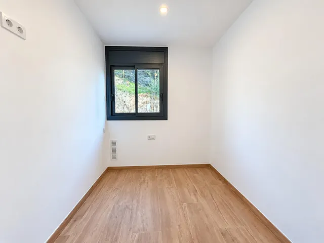 CASA A ESTRENAR DE 4 habitaciones Y ZONA PARQUING — 8