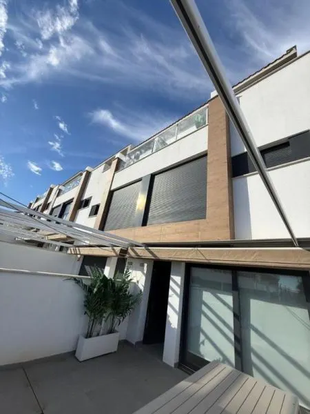 Villa 3 habitaciones 150m² en venta - Zona Pueblo — 7
