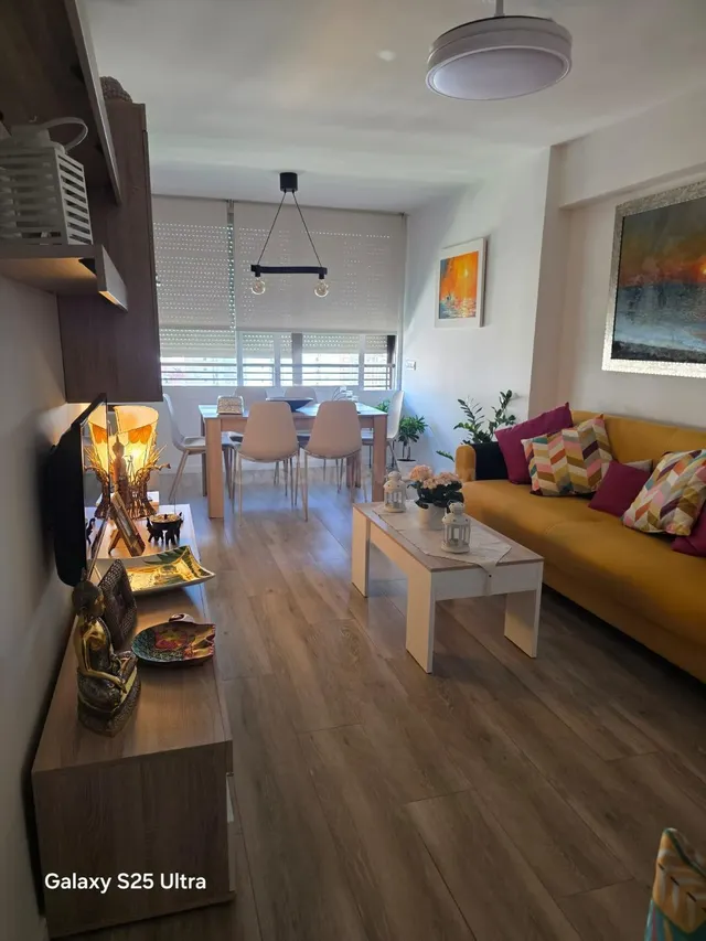 Apartamento con vistas al mar, piscina y parking — 4