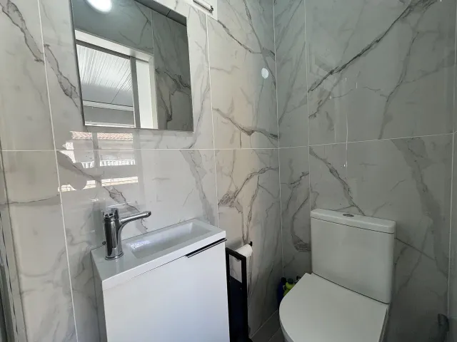ADOSADO DE 3 DORMITORIOS Y 2 BAÑOS EN ORIHUELA COSTA (PLAYA FLAMENCA) — 18