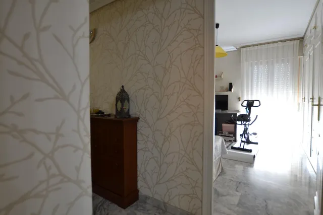 Espectacular piso de 5 habitaciones, garaje, terraza... junto Av. Aeropuerto y Vista Alegre!!! — 48