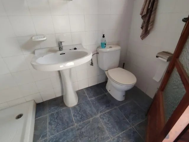 Gran casa en Pedralba para reformar con muchas posibilidades — 7