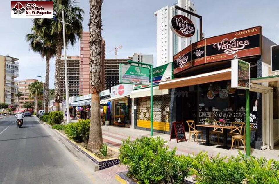 Local comercial en La Cala de Villajoyosa