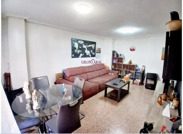 Vivienda luminosa y cómoda en Avenida de Novelda - foto 2