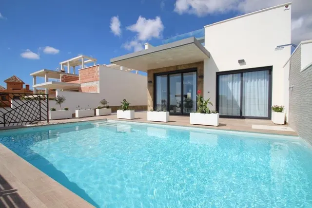 RESIDENCIAL DE VILLAS DE OBRA NUEVA EN SAN MIGUEL DE SALINAS — 17