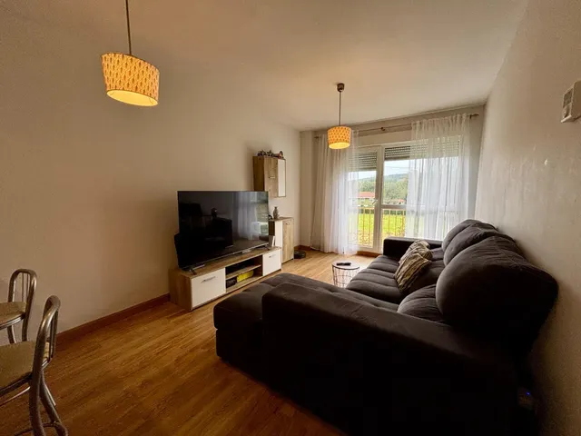 Vivienda luminosa en Vioño, rodeada de naturaleza y muy bien - foto 2