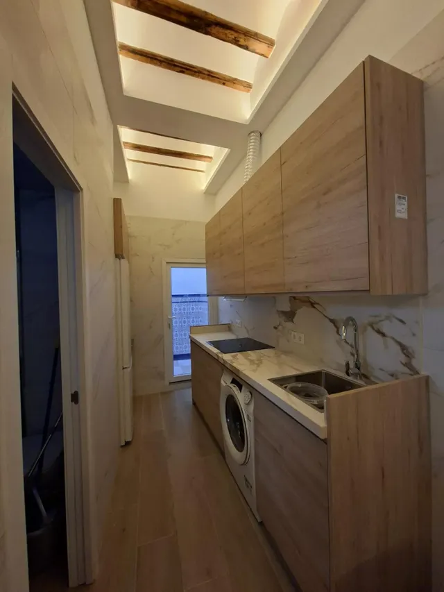 Piso reformado de 75m2 equipado para entrar a vivir, con patio privado en el Centro — 7