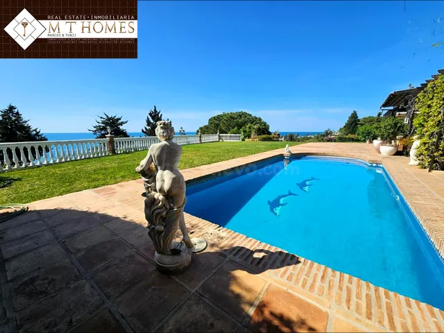 VILLA ESPACIOSA EN ALQUILER CON VISTAS PANORÁMICAS AL MAR Y  - foto 3