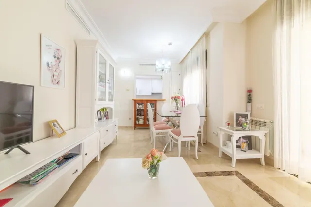 Planta baja 3 habitaciones 86m² en venta - Roda - foto 2