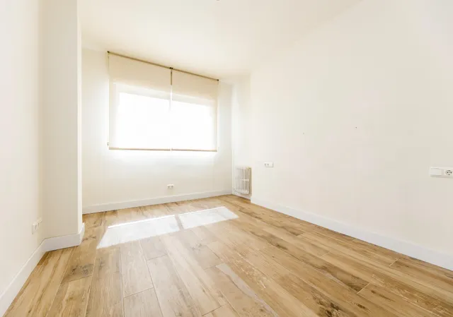 SALE A LA VENTA EXTRAORDINARIO ATICO "REFORMADO" EN GRANADA — 15