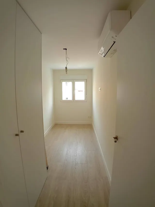 Piso reformado de dos dormitorios en Valdeacederas — 6