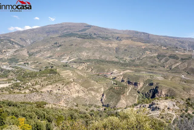 TERRENO EN PINOS DEL VALLE — 18
