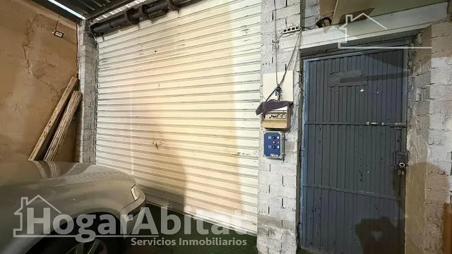 Amplia y luminosa casa con terraza y garaje — 21