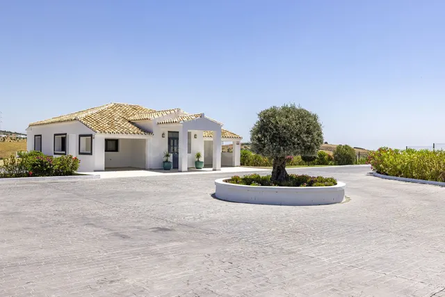 Chalet 4 habitaciones 455m² en venta - Costa Del Sol — 5