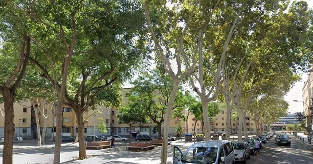 LOCAL COMERCIAL EN BADALONA