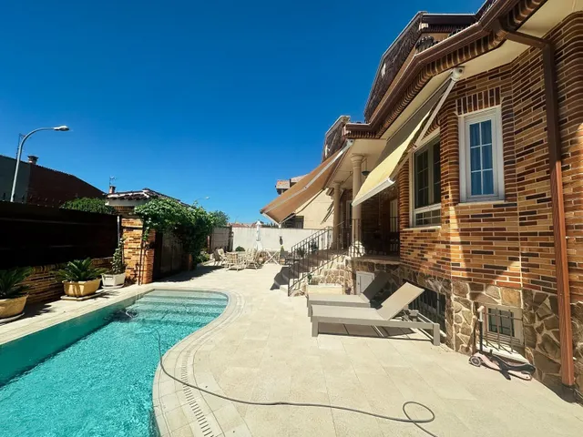 Gran Chalet  en Ocaña, Toledo. — 21