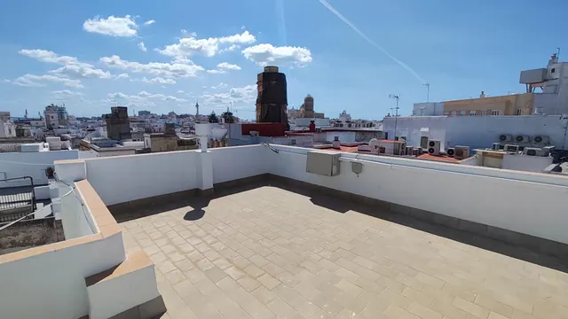 Oportunidad de Inversión Turística Llave en Mano en el Centro de Cádiz — 18