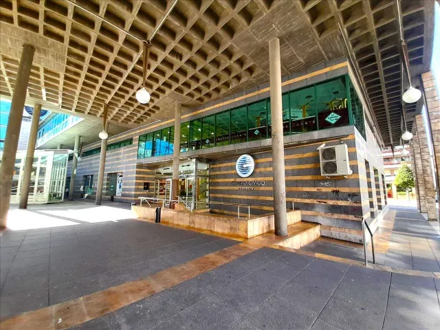Local comercial 189m² en venta - Oviedo - foto 2