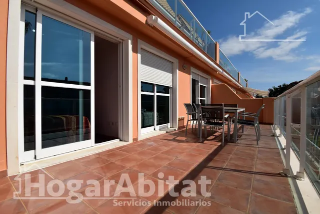 ¡EN PRIMERA LÍNEA DE PLAYA! LUMINOSO EN RESIDENCIAL CON PISCINA Y GARAJE — 12