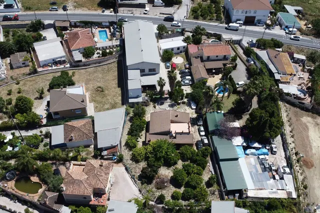 Almacén 955m² en venta - Costa del Sol - foto 3