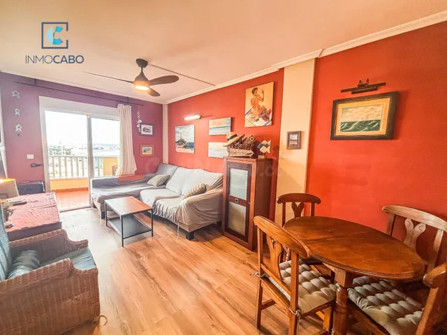 Apartamento con vistas al mar y la montaña en Cala Flores - foto 5