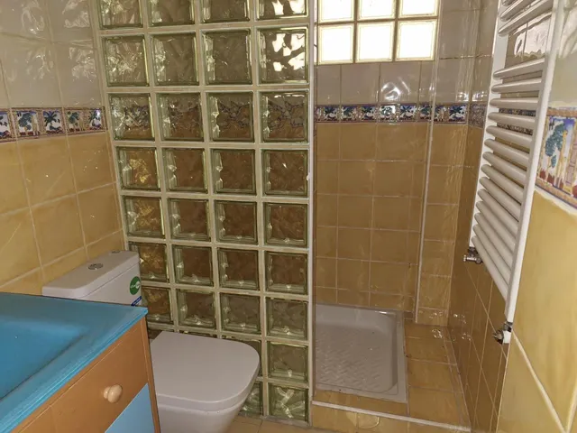 VENTA DE CHALET ADOSADO  EN CALLE SANTILLANA DEL MAR 20. BOADILLA DEL MONTE, — 18