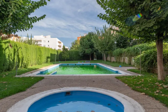 PISO DE 3 DORMITORIOS Y 2 BAÑOS CON PISCINA, GARAJE Y TERRAZA CON VISTAS DESPEJADAS EN PARQUE NUEVA GRANADA. — 4