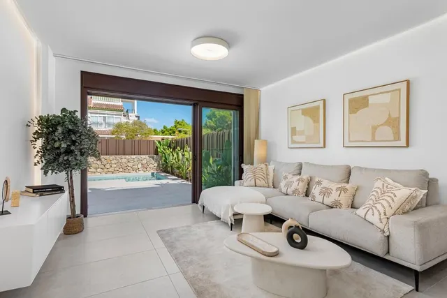 Villa 3 habitaciones 131m² en venta - Mil Palmeras — 28