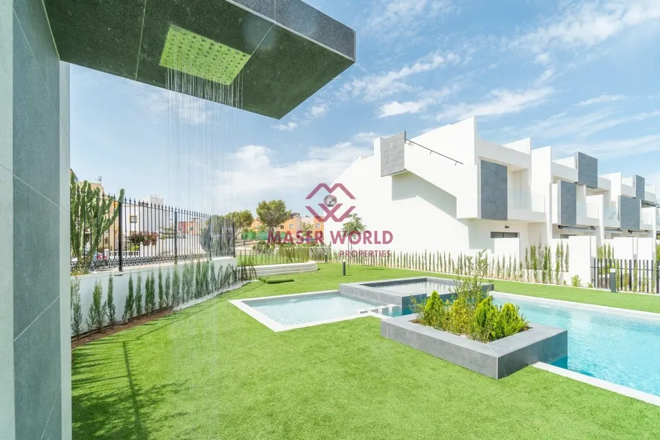 Nuevo conjunto residencial en Los Balcones (Torrevieja)