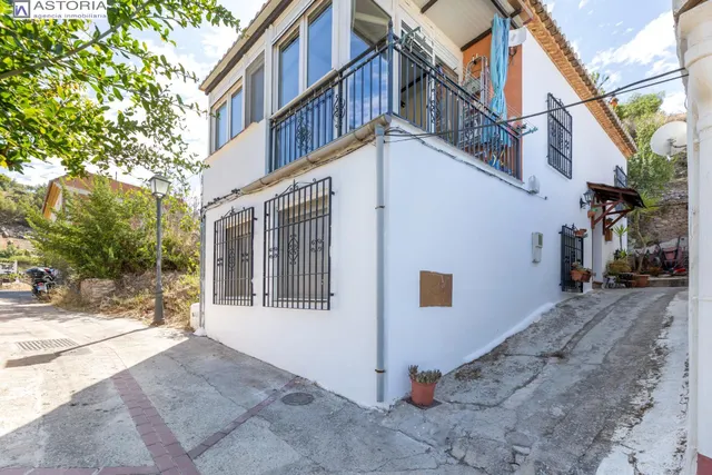 Coqueta Casa zona Barranco del Abogado con vistas a Granada - foto 3