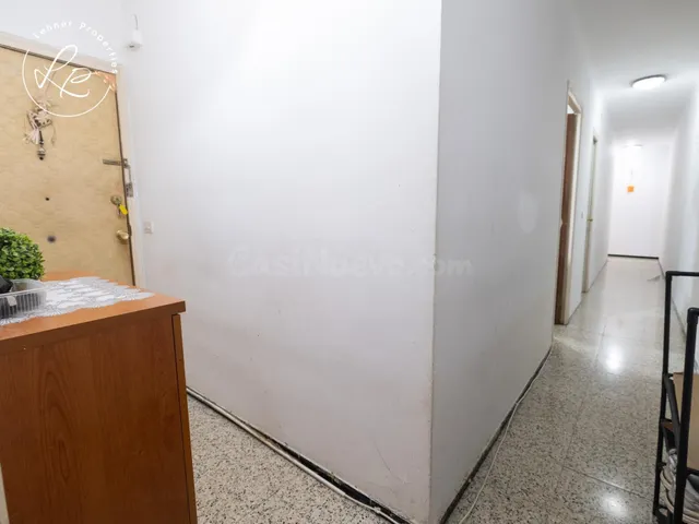 SE VENDE PISO PARA INVERSORES, CON INQUILINOS. - foto 2