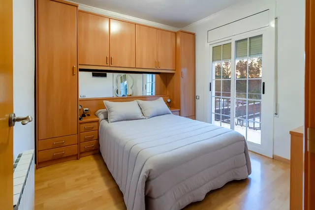 Ven a sentirlo. Las casas que cambian vidas no se describen, se viven. — 24