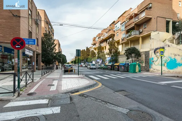 Local Comercial con 254 metros cuadrados junto a Carretera de la Sierra. — 14