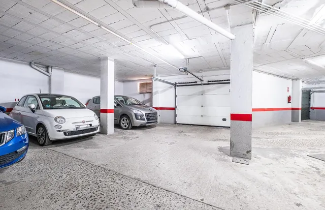 Oportunidad! Piso en Urb. Las Suertes — 38