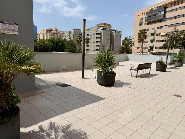 Exclusivo apartamento con piscina, gimnasio, sauna, garaje y trastero en Vega de Acá — 37