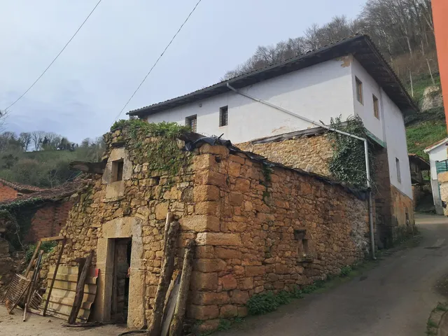 CASA DE PIEDRA EN ZONA RURAL — 7