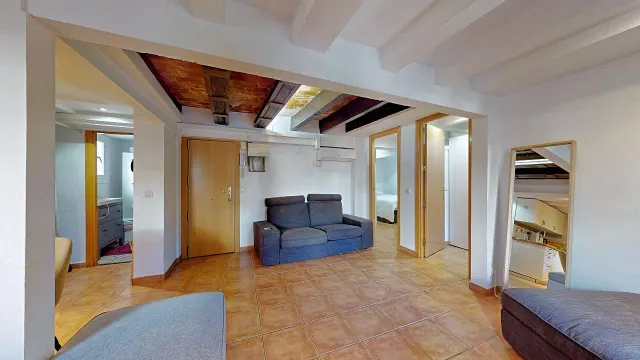 REFORMADO CON ENCANTO EN RAMBLA DEL POBLENOU – 6ª PLANTA SIN ASCENSOR — 16
