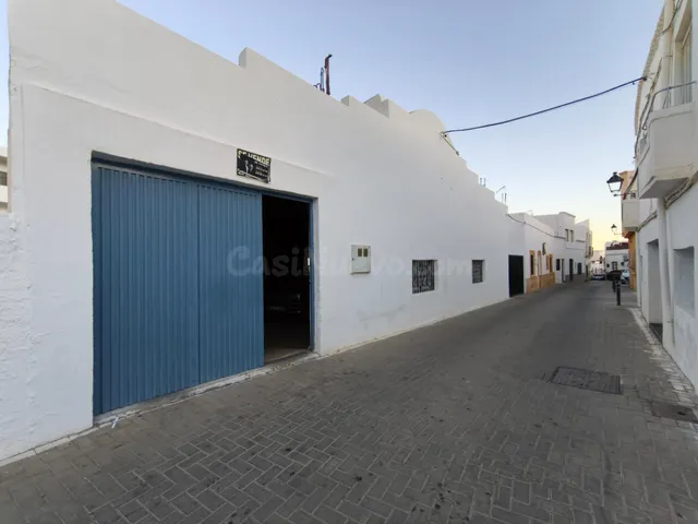 CENTRICO LOCAL COMERCIAL EN NIJAR - foto 2