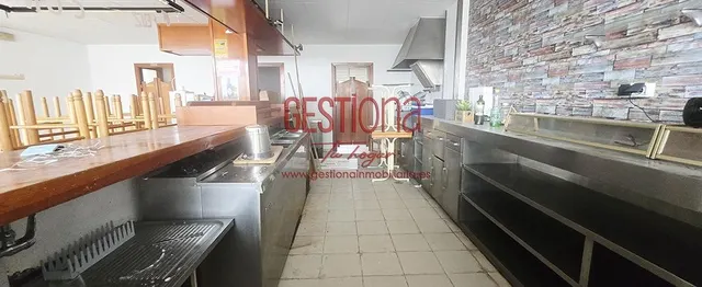 LOCAL COMERCIAL EN PRIMERA LINEA DE PLAYA. ISLA — 10
