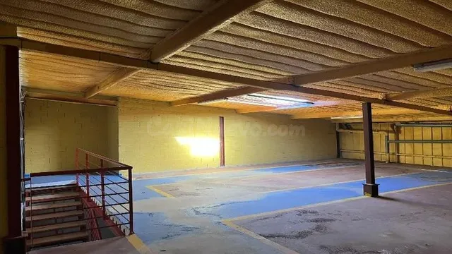 Nave industrial 150m² en venta - Ceuta - foto 2
