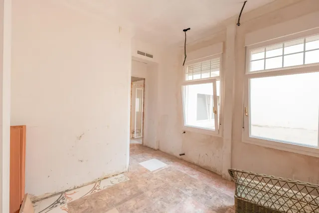 Edificio en venta en ubicación prime – plaza nueva, Orihuela — 46