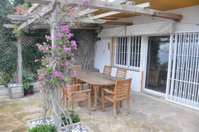 BONITO CHALET en PLAYA PONIENTE — 13