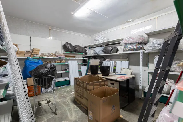 Local comercial 198m² en venta - Barriada primero de mayo — 8